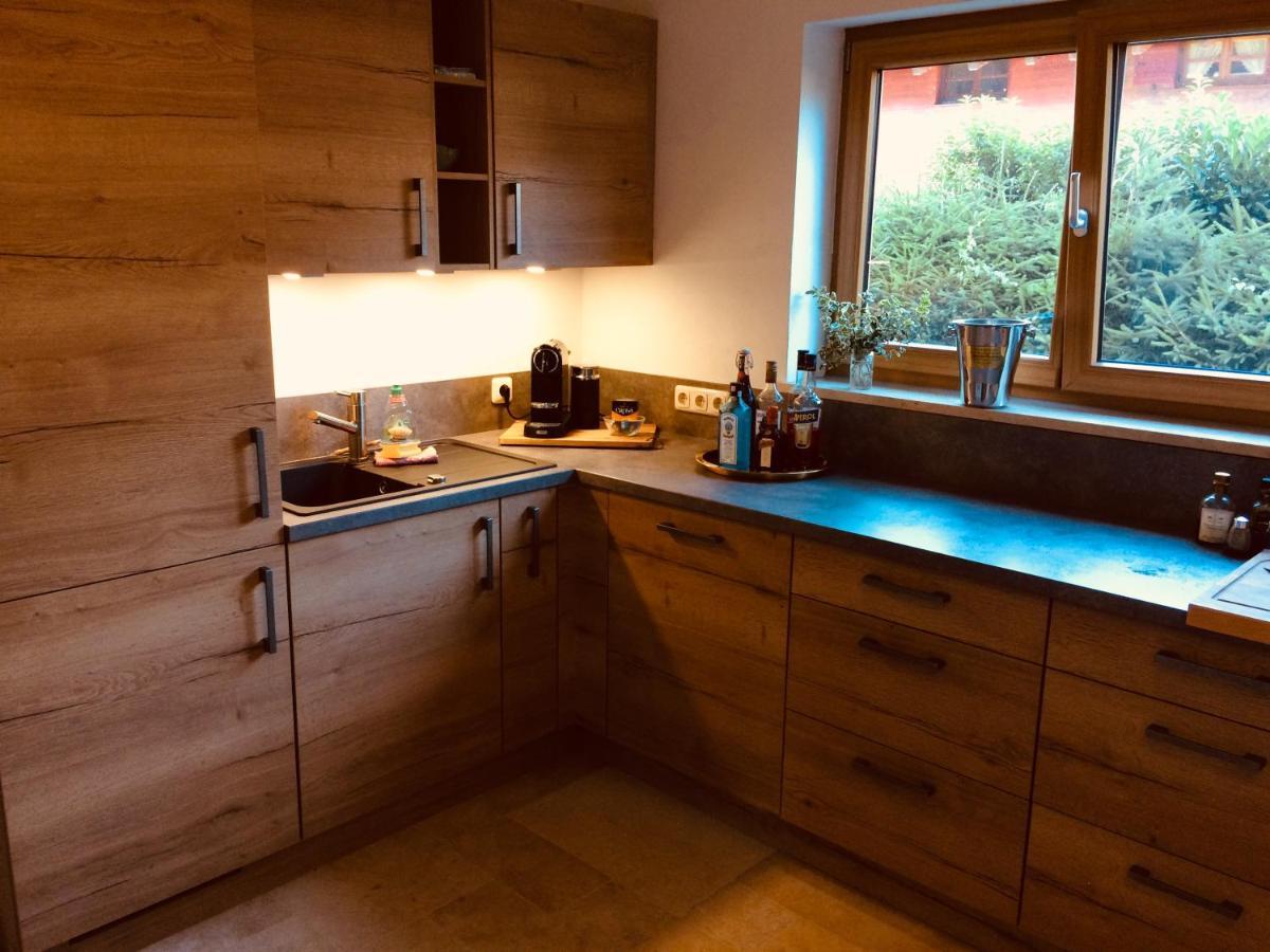 Charmantes Garten-Apartment: Erholung Im Chiemgau Unterwössen Exteriör bild